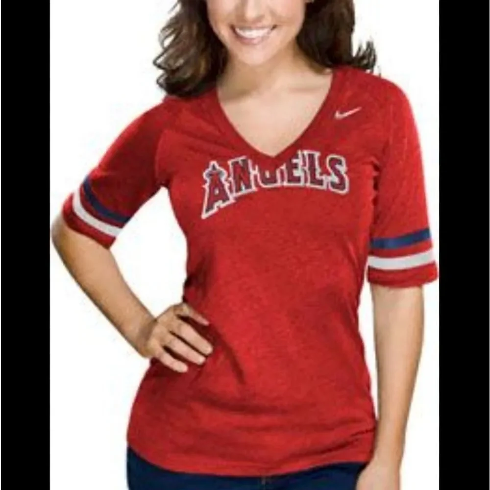 Nike Angels V-neck t-shirt